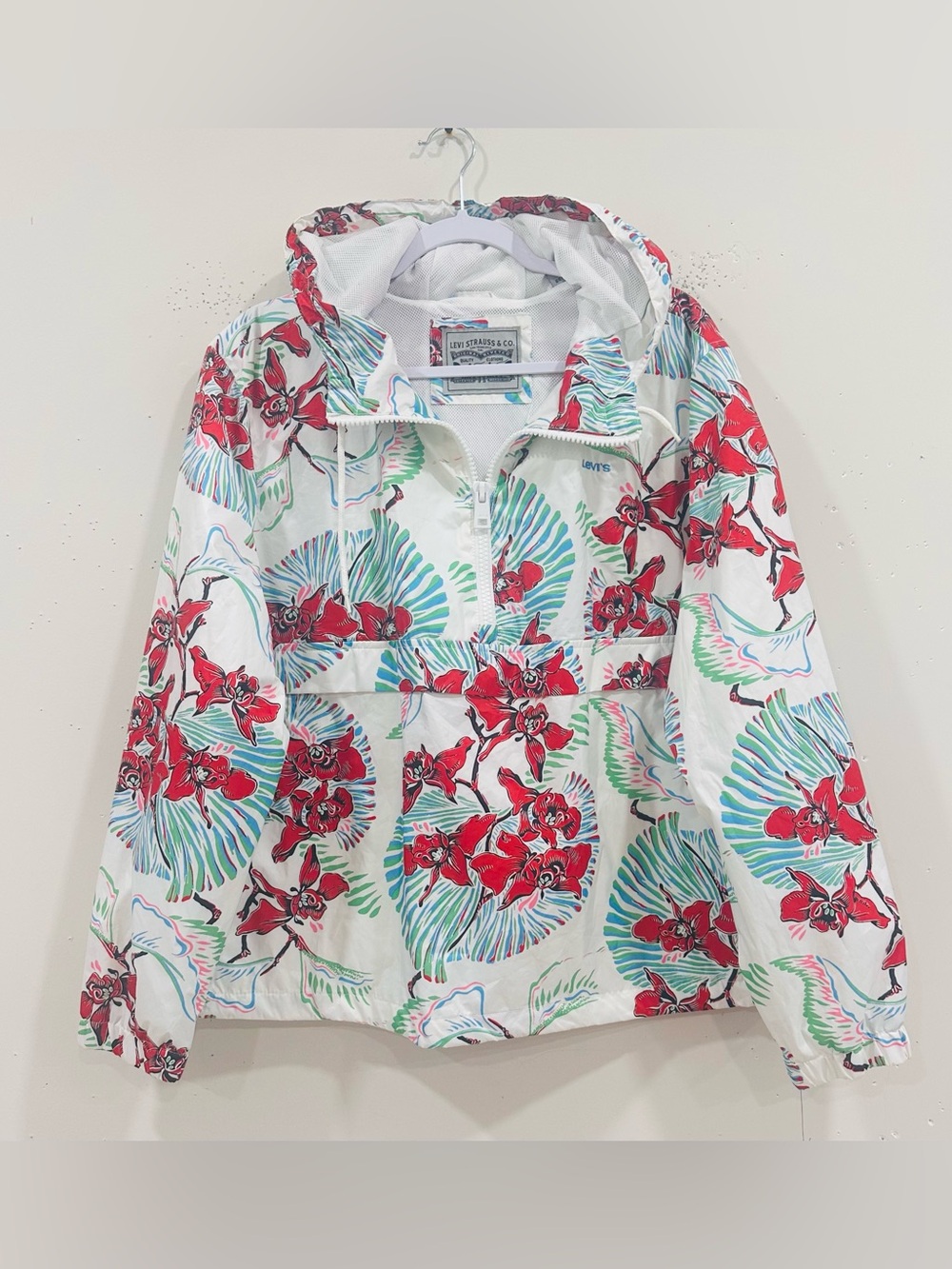 Levi's Womens XXL Tropical Print Cropped Windbreaker Hoodie White 1/4 Zip NWT